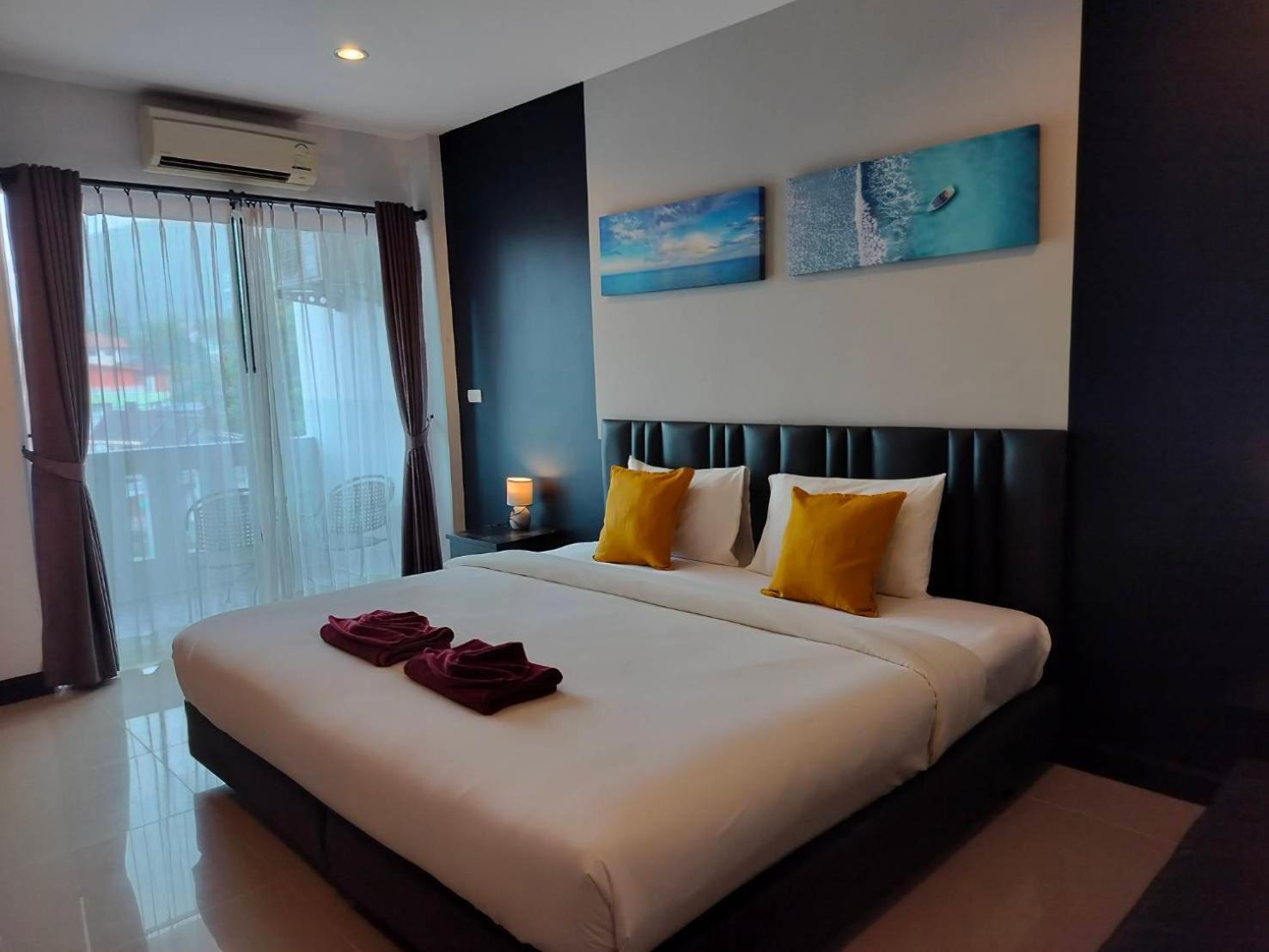 May House Karon Beach Ban Karon Екстериор снимка