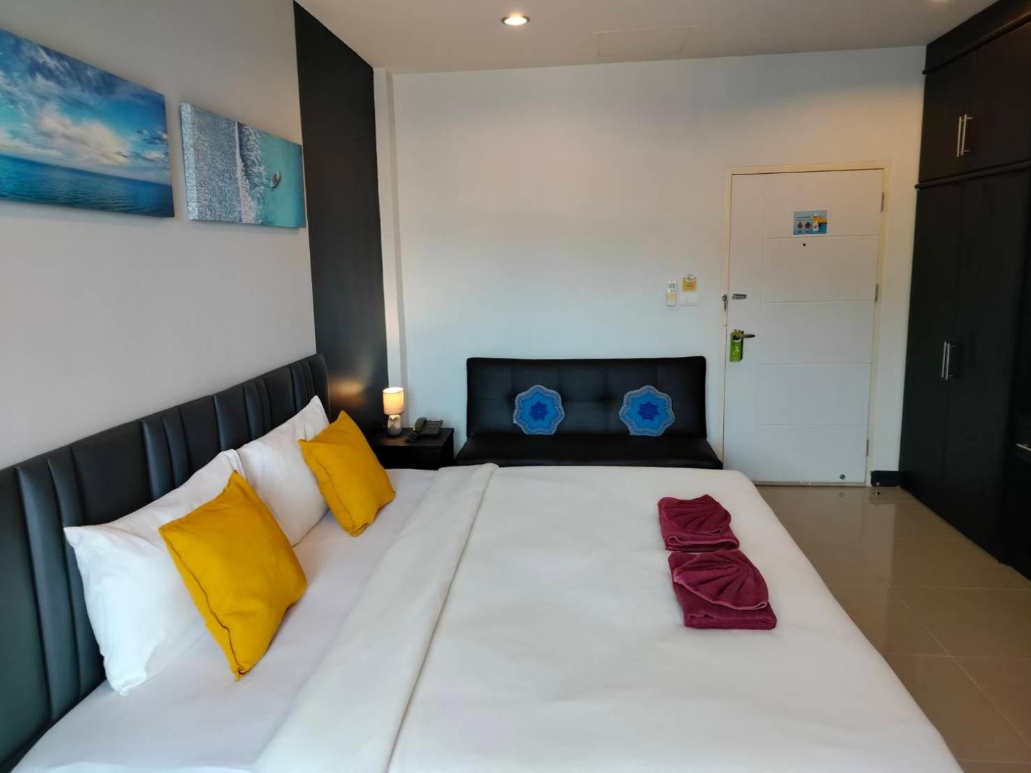 May House Karon Beach Ban Karon Екстериор снимка