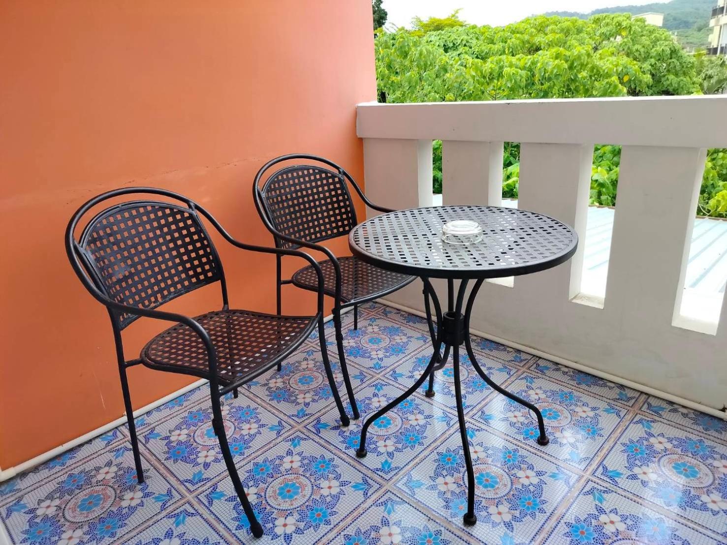 May House Karon Beach Ban Karon Екстериор снимка